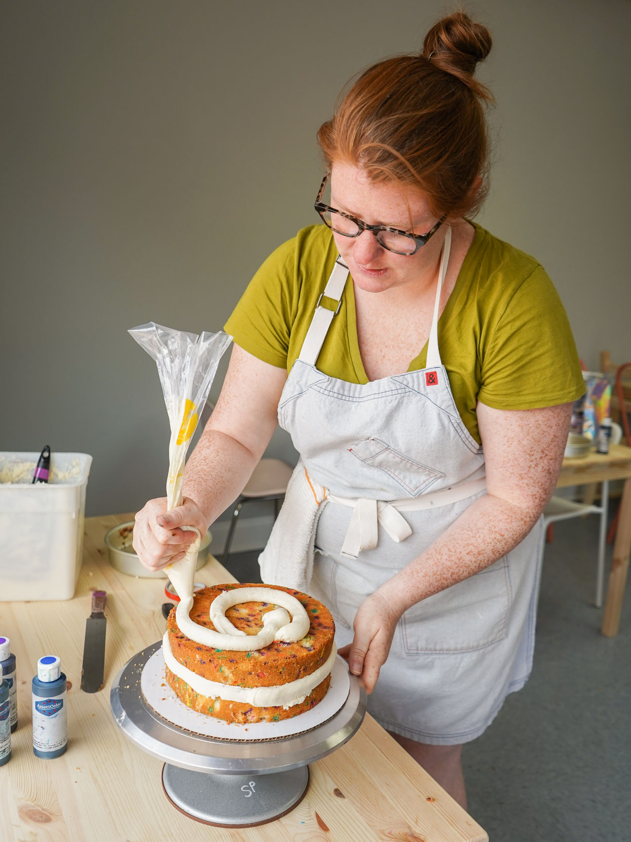 Sarah Joy Hays 02 - 2nd layer and icing.jpg